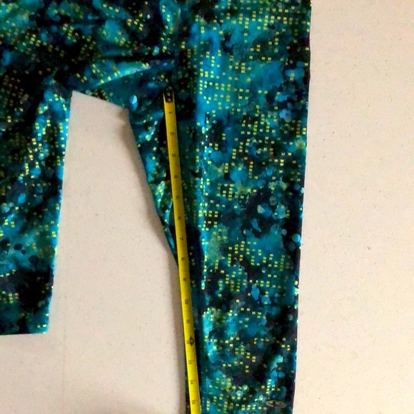 Workout Capri’s - Picture 4 of 5